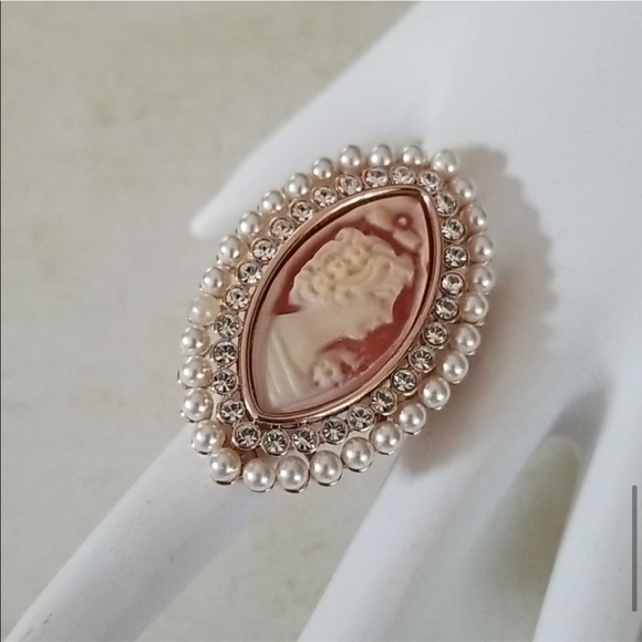 Amedeo "Giulietta" Cameo Pearl Crystal Ring SZ 7 - Picture 9 of 16
